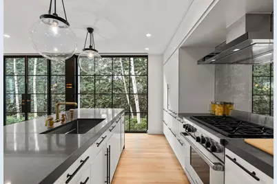 12 Martin Street, Cambridge, MA 02138 - Photo 13