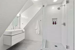 12 Martin St, Cambridge, MA 02138 - Photo 29