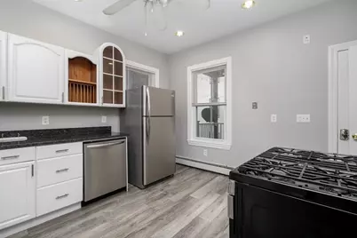 17 O St #3, Boston, MA 02127 - Photo 1