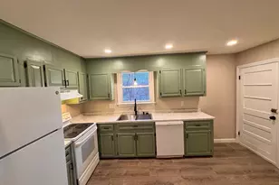 34 Gates Ln, Worcester, MA 01603 - Photo 5