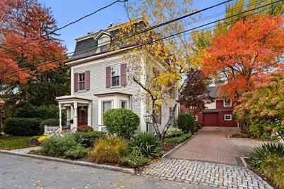 21 Avon Place, Arlington, MA 02474 - Photo 1