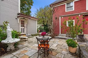 21 Avon Pl, Arlington, MA 02474 - Photo 33