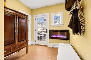 21 Avon Pl, Arlington, MA 02474 - Photo 7