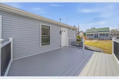 37 Frances St, Brockton, MA 02301 - Photo 9