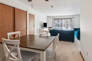 340 Sunderland Rd, Worcester, MA 01604 - Photo 9