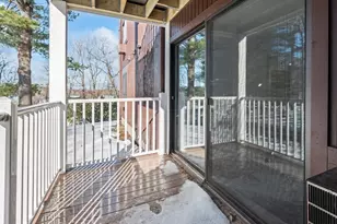 340 Sunderland Rd, Worcester, MA 01604 - Photo 25