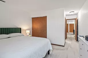 340 Sunderland Rd, Worcester, MA 01604 - Photo 21