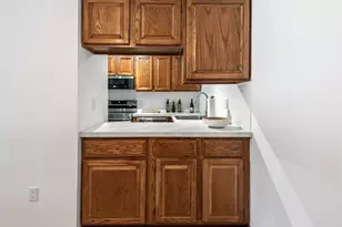 340 Sunderland Rd, Worcester, MA 01604 - Photo 11