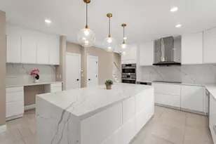 21 Cedar Springs Ln, Needham, MA 02492 - Photo 3