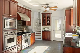 40 Greenwood Ave, Newton, MA 02465 - Photo 9