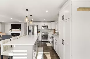 7 Manning Rd, Chelmsford, MA 01824 - Photo 5