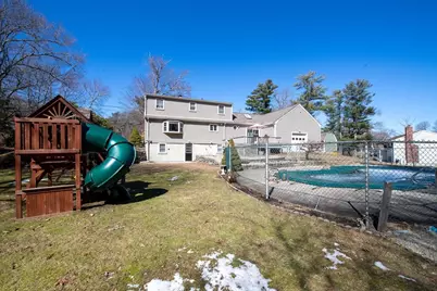 78 Precinct St, Taunton, MA 02718 - Photo 5