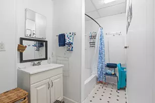 154 Perry Ave, Worcester, MA 01610 - Photo 9