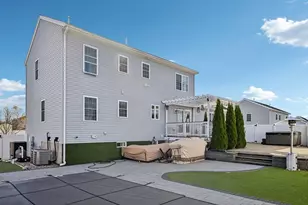 43 Gedney Dr, Peabody, MA 01960 - Photo 33