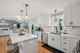 43 Gedney Dr, Peabody, MA 01960 - Photo 13