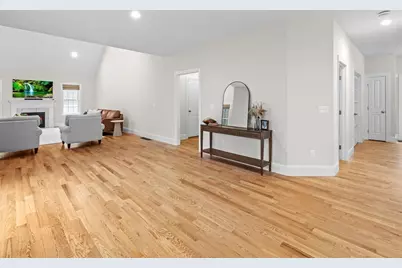 8 Clearview Street, Grafton, MA 01519 - Photo 15