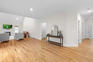 8 Clearview St, Grafton, MA 01519 - Photo 15