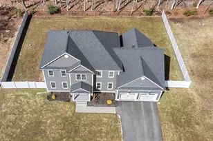 8 Clearview St, Grafton, MA 01519 - Photo 3