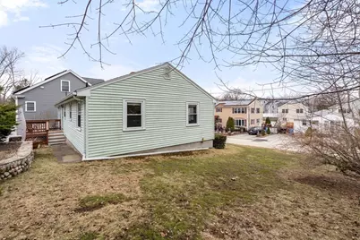 21 Lakeview Ave, Waltham, MA 02451 - Photo 25