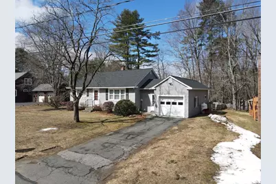 18 Lillian Street, Greenfield, MA 01301 - Photo 3