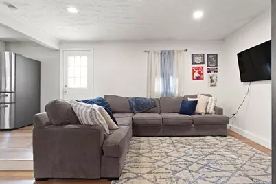 19 Rodwell St, Brockton, MA 02302 - Photo 5