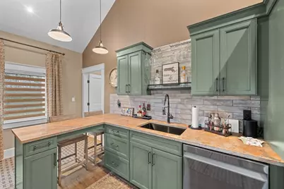 7 Nipmuck, Webster, MA 01570 - Photo 11