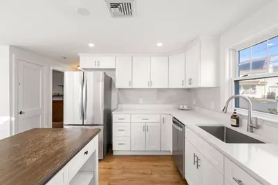 31 Potter Rd, Waltham, MA 02453 - Photo 9