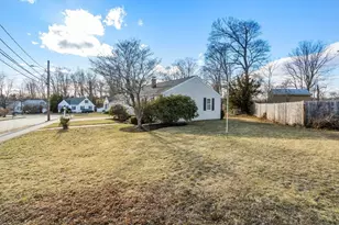 31 Potter Rd, Waltham, MA 02453 - Photo 33