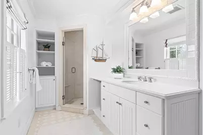 65 Woodcliff Rd, Wellesley, MA 02481 - Photo 23