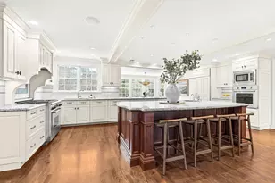 65 Woodcliff Rd, Wellesley, MA 02481 - Photo 7