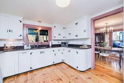 429 South St, Holliston, MA 01746 - Photo 13