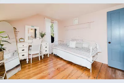 429 South St, Holliston, MA 01746 - Photo 25