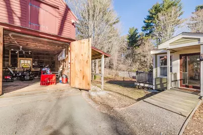 429 South St, Holliston, MA 01746 - Photo 3