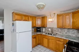 125 Pondview Dr, Ludlow, MA 01056 - Photo 9