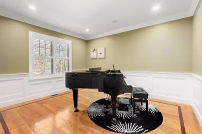 11 Bobolink Rd, Wellesley, MA 02481 - Photo 11