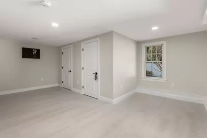 11 Bobolink Rd, Wellesley, MA 02481 - Photo 29