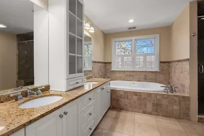 11 Bobolink Rd, Wellesley, MA 02481 - Photo 17