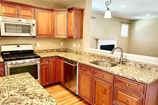 87 South St, Plainville, MA 02762 - Photo 1