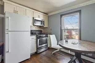 7-11 Gibbs Ct, Waltham, MA 02452 - Photo 19