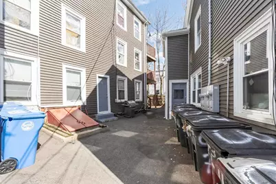 7-11 Gibbs Ct, Waltham, MA 02452 - Photo 31