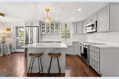 674 Salem St, North Andover, MA 01845 - Photo 9