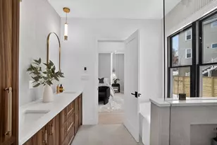 84 East Side Pkwy, Newton, MA 02460 - Photo 21