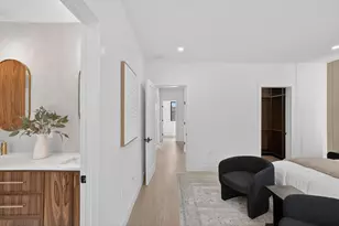 84 East Side Pkwy, Newton, MA 02460 - Photo 17