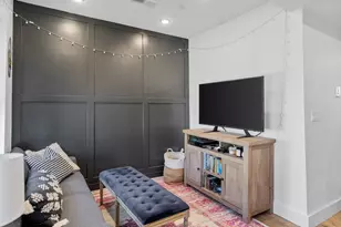 211 W 9th St, Boston, MA 02127 - Photo 11