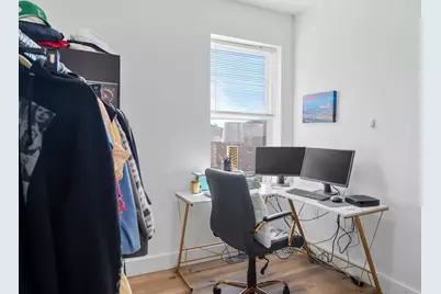 211 W 9th St, Boston, MA 02127 - Photo 21