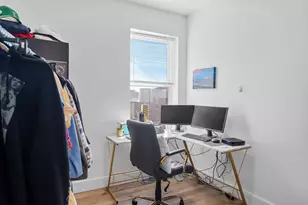 211 W 9th St, Boston, MA 02127 - Photo 21