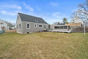 14 Crescent Rd, Weymouth, MA 02191 - Photo 19