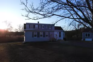 19 S Hunt Rd, Amesbury, MA 01913 - Photo 29