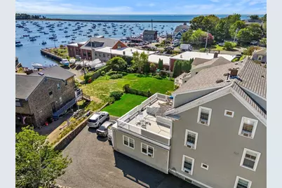 60 Gregory #3, Marblehead, MA 01945 - Photo 3