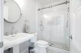 285 Winslow Wy, Swansea, MA 02777 - Photo 17